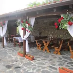 Popov Πανσιόν Marchevo